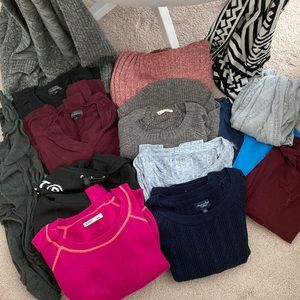 Bundle of 15 Cardigans/Sweaters/Long Sleeve Shirts - Women’s size small